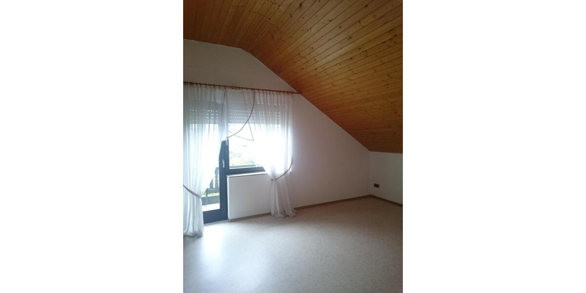 Schöne DG-Wohnung in Hattersheim-Okriftel 2 zimmer