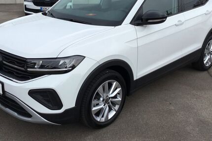 VW T-Cross 1.960 km 27.790 &euro; Wemding 86650