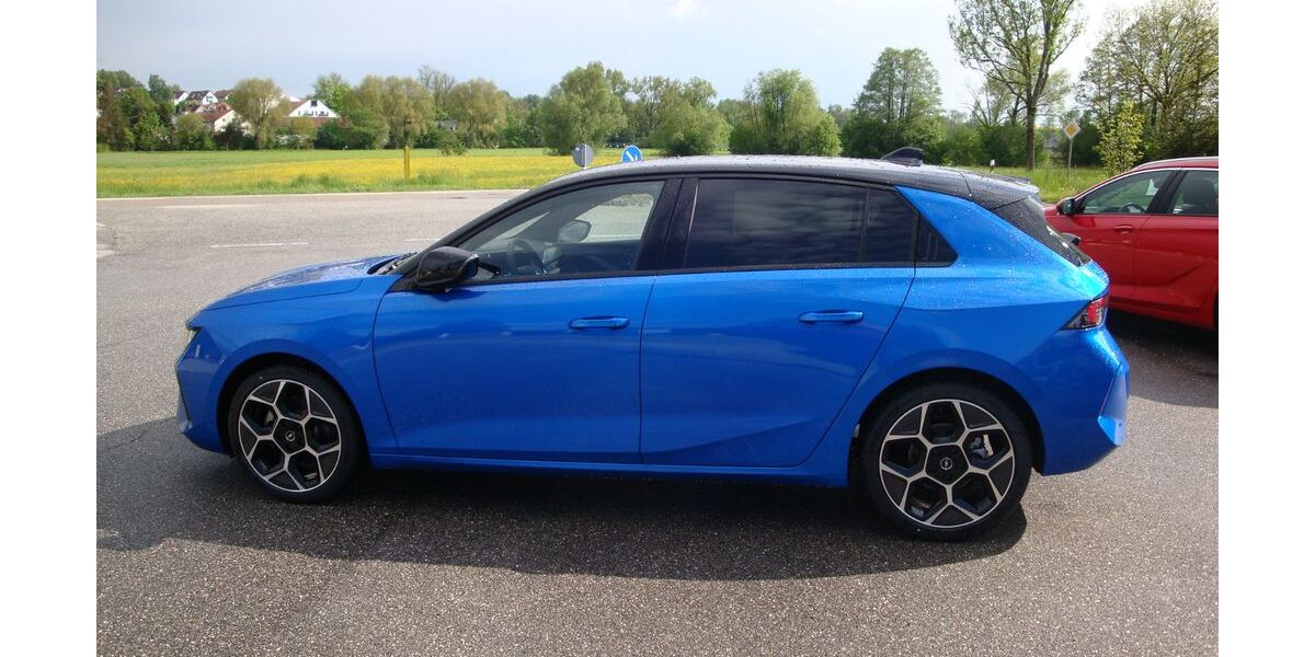 Opel Astra 13.990 km 25.190 € Velden 84149