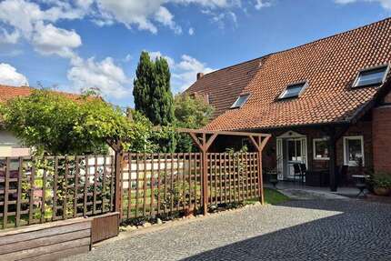 Haus Uetze - 4 Zimmer, 148 m&sup2;, 339.000&euro; | Angebot:26435945