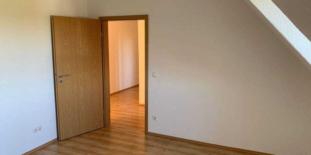 Zimmer Dresden Reick - 2 Zimmer, 47 m&sup2;, 410&euro; | Angebot:26276032
