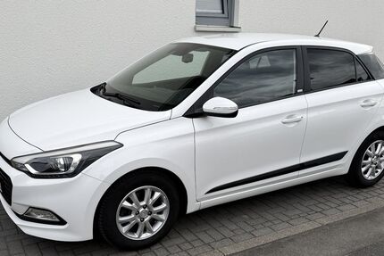Hyundai i20 96.500 km 7.900 &euro; Espenau 34314