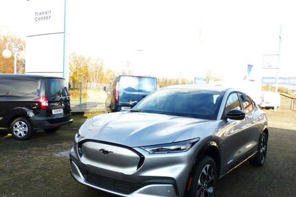 Ford Mustang Mach-E 27.333 km 34.490 € Hasbergen 49205