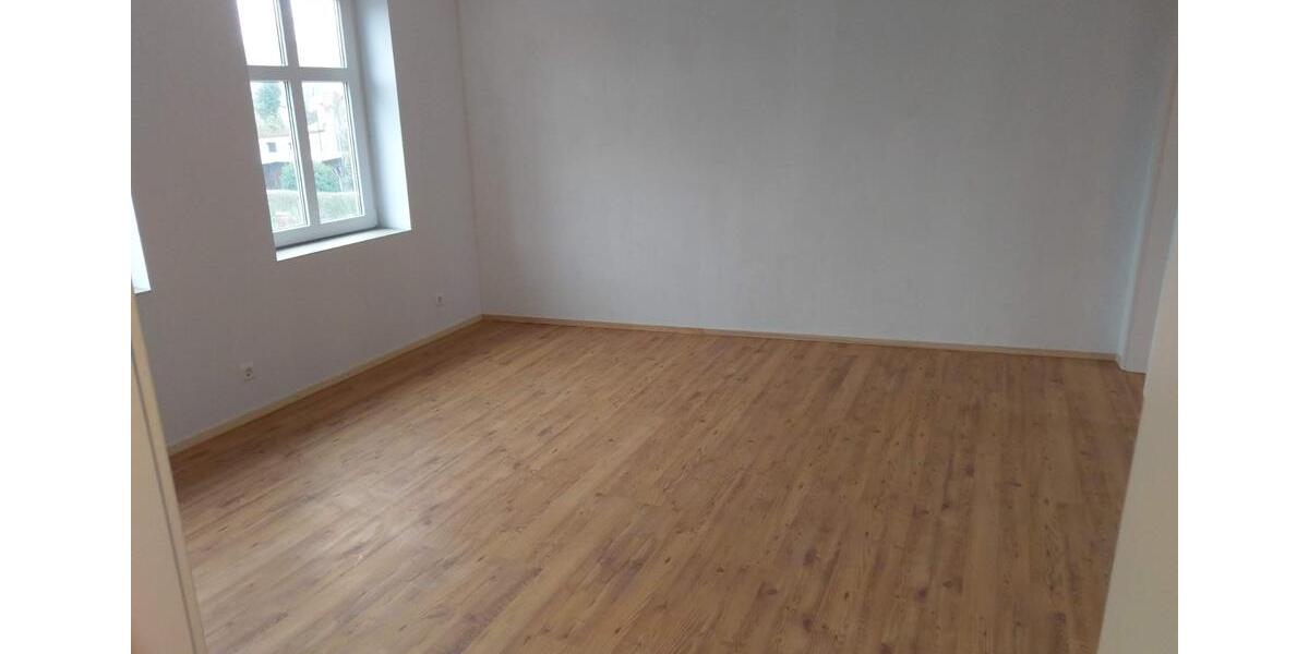 Mehrfamilienhaus, Wohnhaus Kalbe (Milde) - 12 Zimmer, 277 m&sup2;, 270.900&euro; | Angebot:24838303