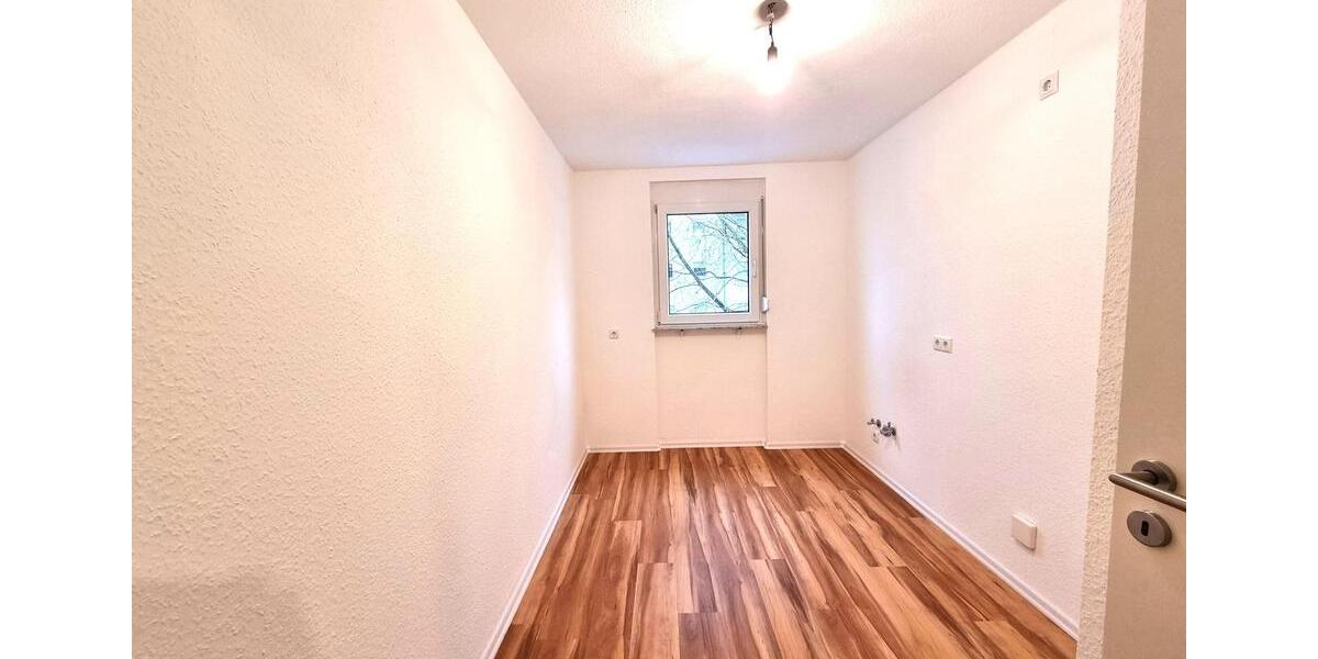 Etagenwohnung Bretten - 3 Zimmer, 83 m&sup2;, 980&euro; | Angebot:26677147