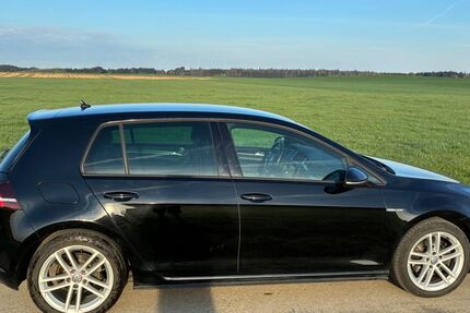 VW Golf 78.100 km 18.900 &euro; Vilgertshofen 86946