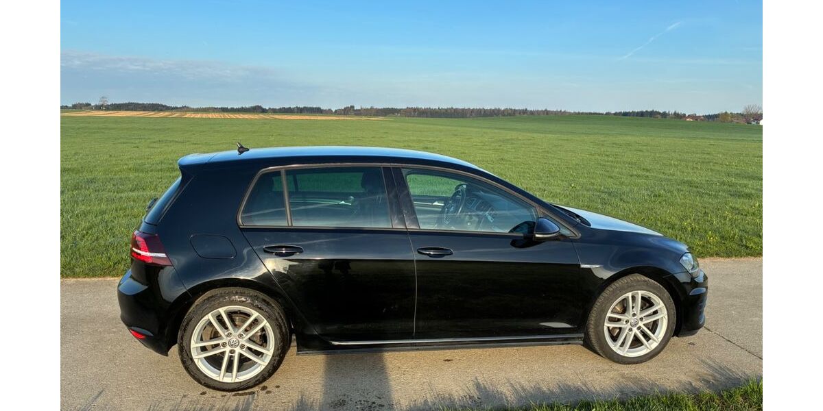 VW Golf 78.100 km 18.900 &euro; Vilgertshofen 86946
