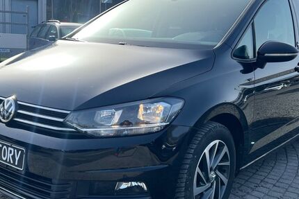 VW Touran 141.383 km 13.980 &euro; Bestwig 59909