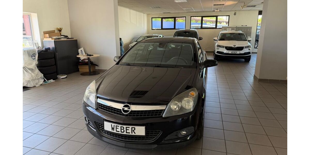 Opel Astra 156.000 km 2.999 &euro; Hessisch Lichtenau 37235