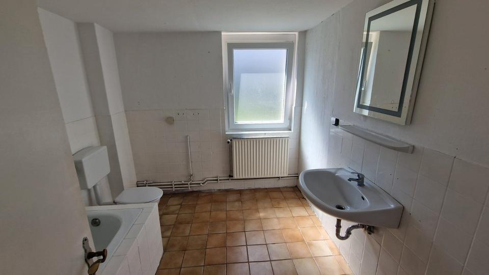 Erdgeschoßwohnung Rodenberg - 7.5 Zimmer, 165 m&sup2;, 1.000&euro; | Angebot:26394121