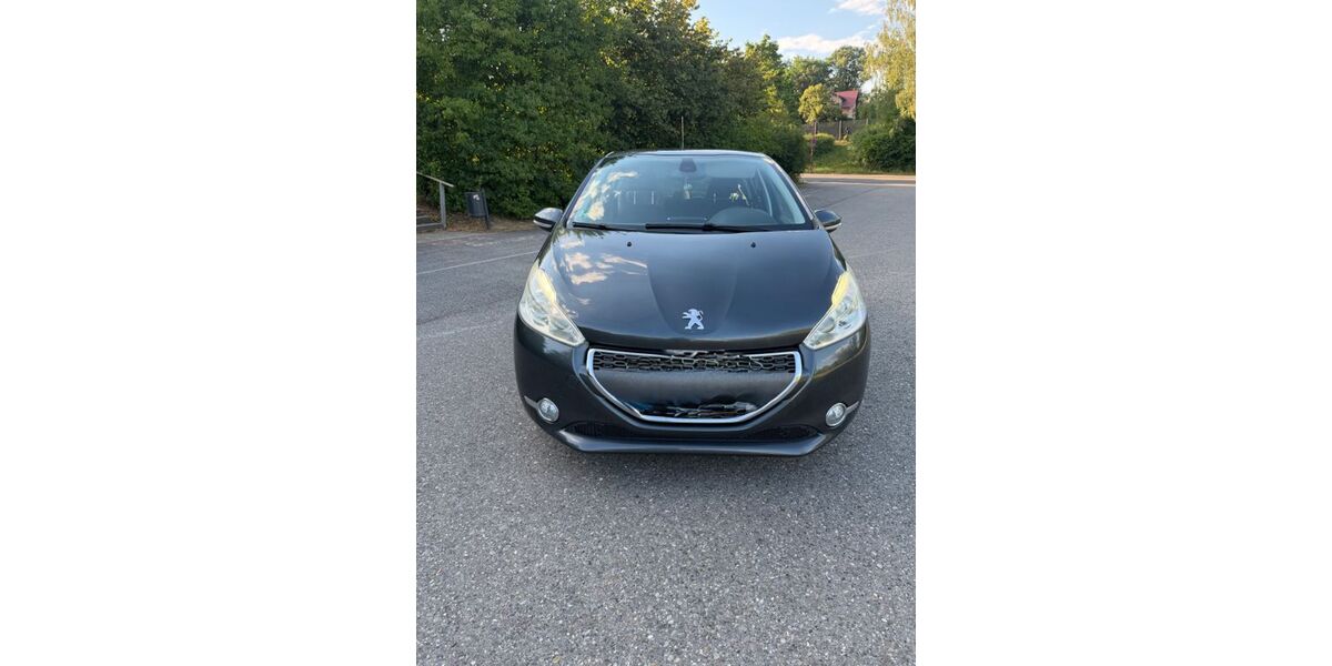 Peugeot 208 109.500 km 4.500 &euro; Rot am See 74585
