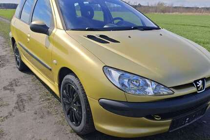 Peugeot 206 87.215 km 3.450 &euro; Rothenburg 02929