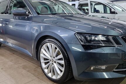 Skoda Superb 180.000 km 16.900 &euro; Heidenheim 89520