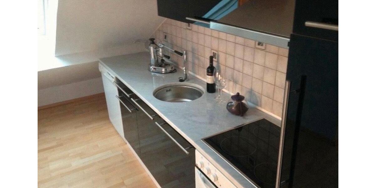 Dachgeschoßwohnung Straßkirchen - 3 Zimmer, 100 m&sup2;, 650&euro; | Angebot:26161568