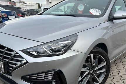 Hyundai i30 70.000 km 15.390 € Babenhausen 64832