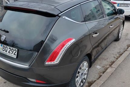 Lancia Delta 213.000 km 2.900 &euro; gaertringen 71116