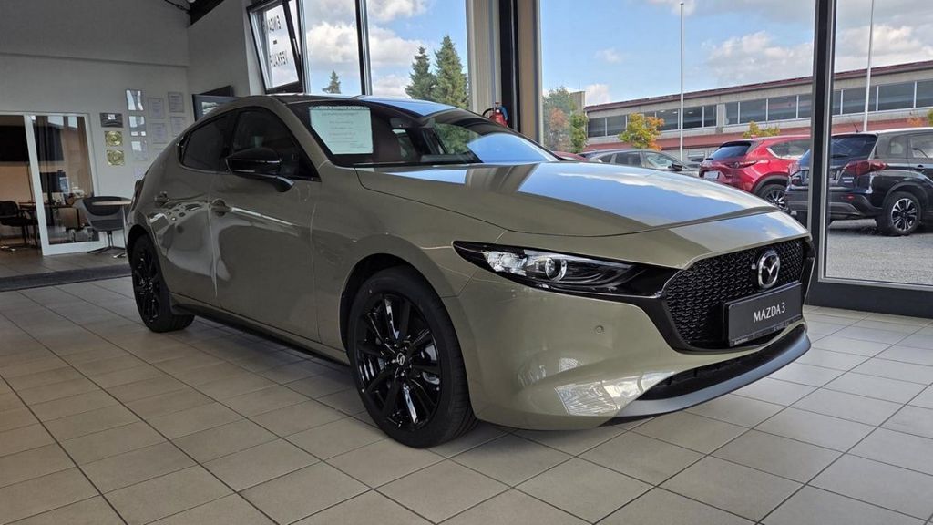 Mazda 3 5.900 km 26.990 &euro; Walldürn 74731