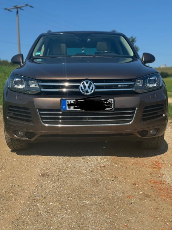 VW Touareg 168.000 km 19.700 € Vilsbiburg 84137