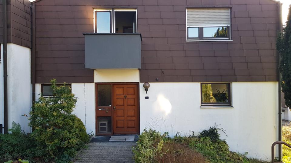 Wunderschönes Einfamilienhaus mit großer Terrasse u. Balkon 4 zimmer
