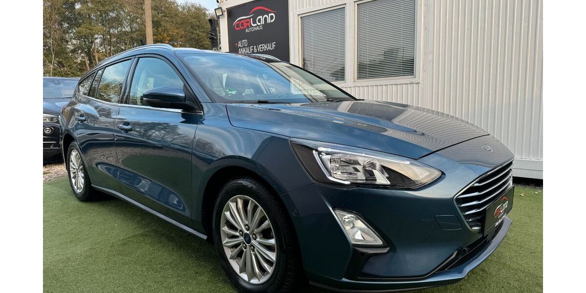 Ford Focus 121.000 km 10.990 &euro; Falkensee bei Berlin 14612