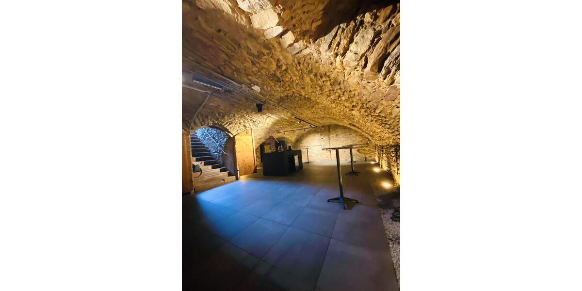 Bauernhaus, Landhaus Östrich-Winkel Oestrich - 1 Zimmer, 336 m&sup2;, 700&euro; | Angebot:25270444