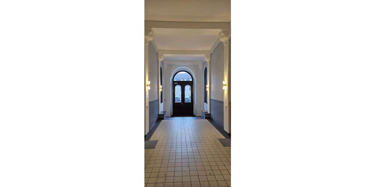 Etagenwohnung Zwenkau - 4 Zimmer, 102 m&sup2;, 250.000&euro; | Angebot:25591940