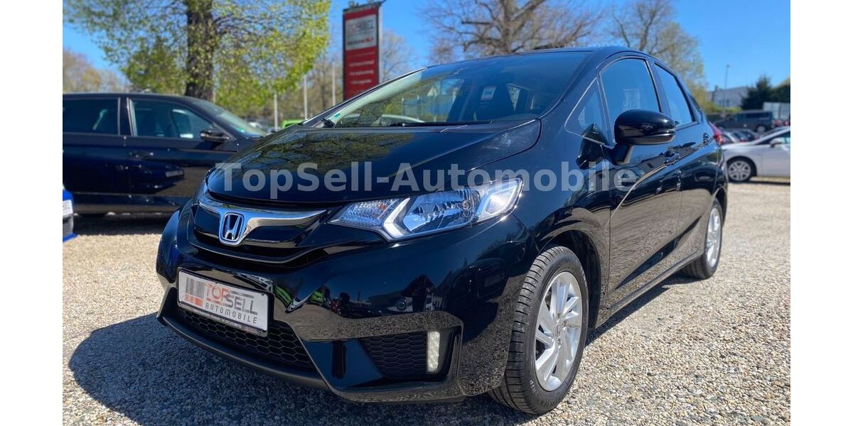 Honda Jazz 136.645 km 8.989 &euro; Chemnitz 09120