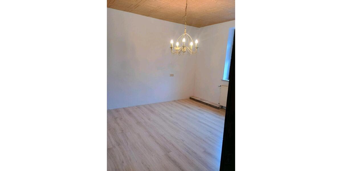 Etagenwohnung Neunkirchen Heinitz - 2 Zimmer, 53 m&sup2;, 490&euro; | Angebot:26413978