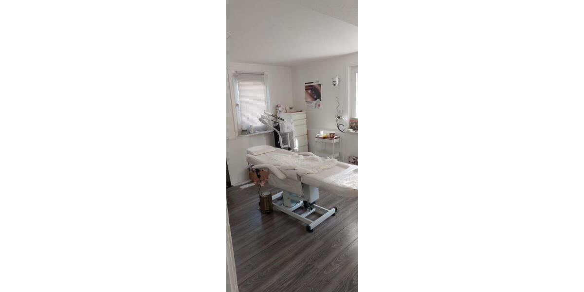 Gewerbeobjekt Metzingen - 1.094&euro; | Angebot:25709103