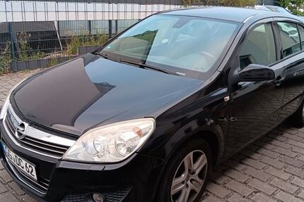 Opel Astra 277.000 km 1.450 &euro; Rüsselsheim 65428