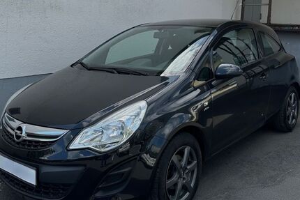 Opel Corsa 153.000 km 2.999 &euro; Rennerod 56477