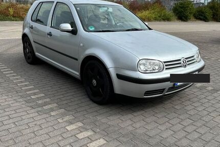 VW Golf 204.979 km 3.250 &euro; Groß Pankow 16928