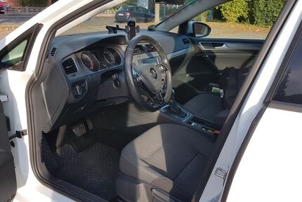 VW Golf 145.000 km 8.850 &euro; Westerstede 26655