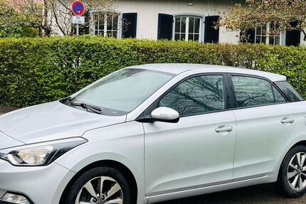 Hyundai i20 183.000 km 4.400 &euro; Freiburg 79100