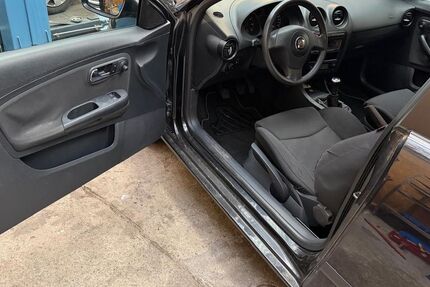 Seat Ibiza 189.000 km 2.450 &euro; Koblenz 56070