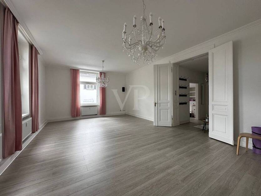 Einzigartige Altbauwohnung mit Terrasse und Garten im 1. Obergeschoss 2 zimmer