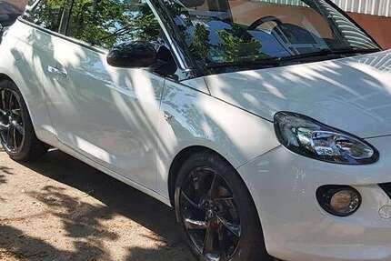 Opel Adam 39.800 km 8.900 &euro; Esslingen am Neckar, Stadt 73732