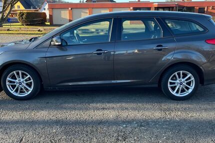 Ford Focus 95.400 km 6.000 &euro; Friedland 37133