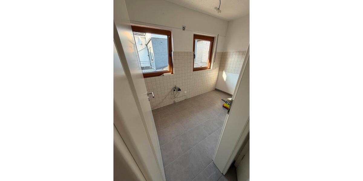 Etagenwohnung Mülheim-Kärlich Kärlich - 1 Zimmer, 37 m&sup2;, 480&euro; | Angebot:25354579