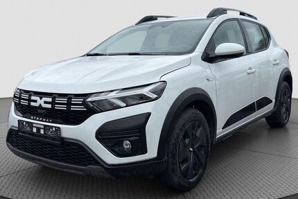 Dacia Sandero 3.789 km 15.450 &euro; Neustadt 08223