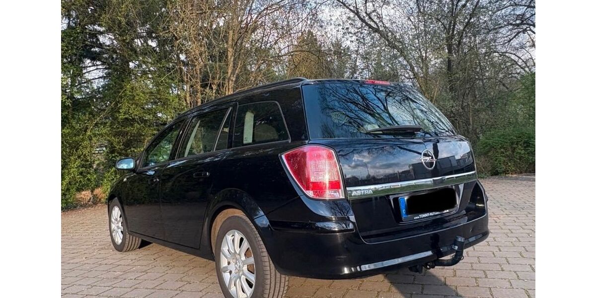 Opel Astra 130.000 km 3.900 &euro; Calw 75365