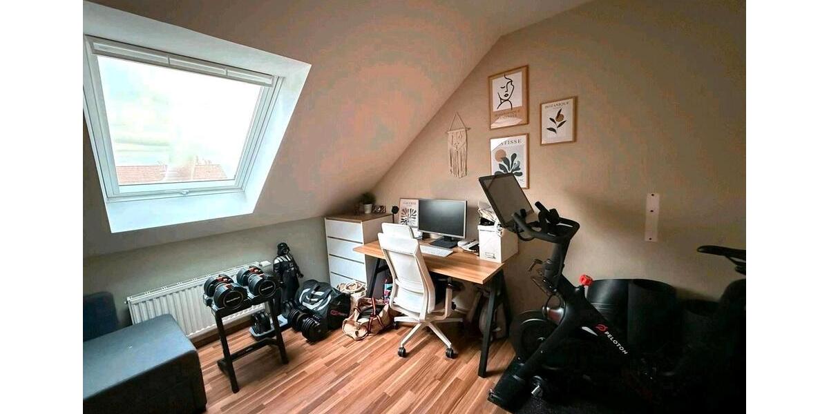 Dachgeschoßwohnung Nidderau - 3 Zimmer, 94 m&sup2;, 1.150&euro; | Angebot:26032236