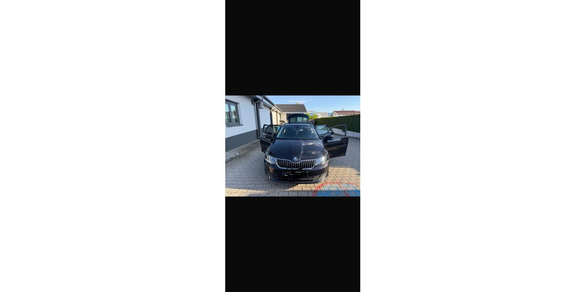 Skoda Fabia 88.300 km 7.600 &euro; Bad Tölz 83646