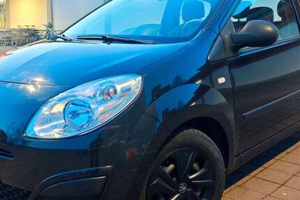 Renault Twingo 107.342 km 2.999 &euro; Berlin 13158