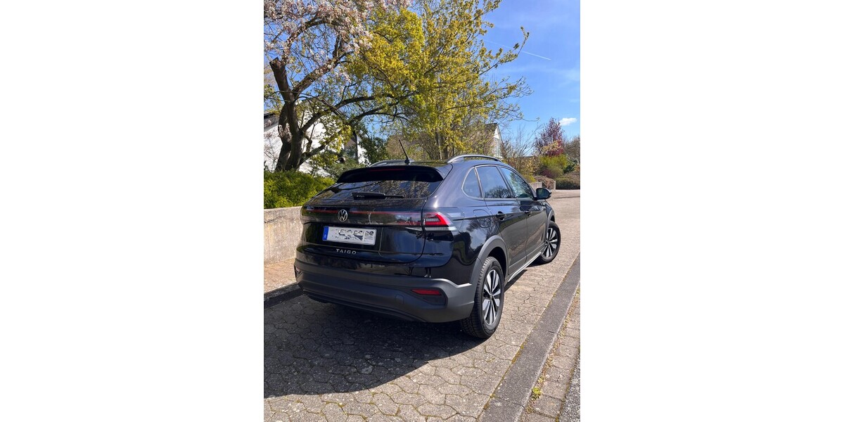 VW Taigo 16.000 km 17.500 &euro; Wolfsburg 38442