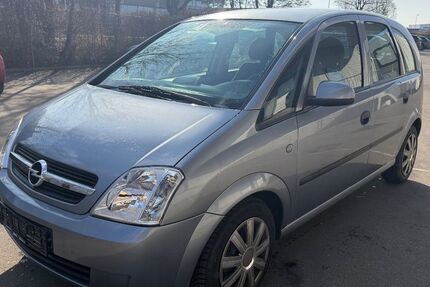Opel Meriva 106.000 km 2.199 &euro; Weingarten 88250
