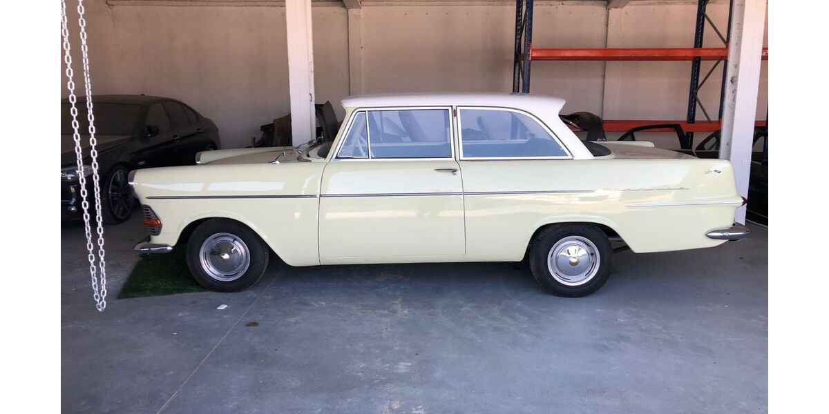 Opel Rekord 12.345 km 12.800 &euro; München 80997