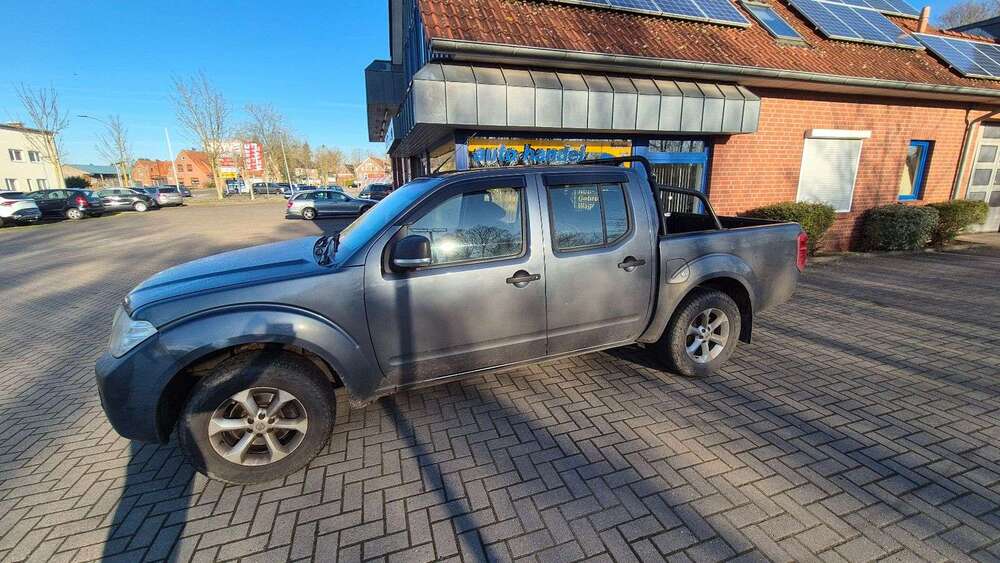 Nissan Navara 220.000 km 6.950 &euro; Gnarrenburg 27442