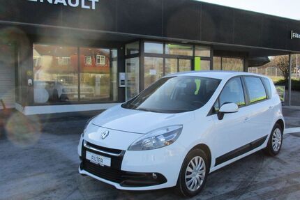 Renault Scenic 69.080 km 7.850 &euro; Nieheim 33039
