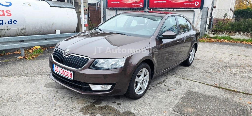 Skoda Octavia 211.000 km 6.999 &euro; Rüsselsheim am Main 65428